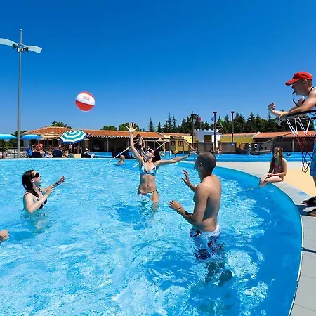 Mobile Homes Premium Vista Mare Park By Camp4you Vakantiepark 4*