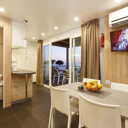 Vakantiepark Mobile Homes Premium Vista Mare Park By Camp4you