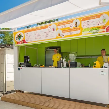 Holiday park Mobile Homes Premium Vista Mare Park By Camp4you